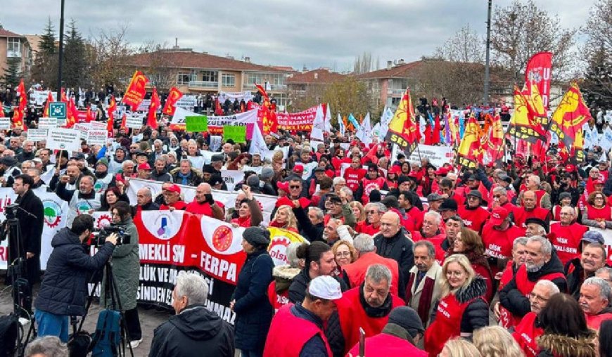 В Анкаре проходит крупный митинг пенсионеров