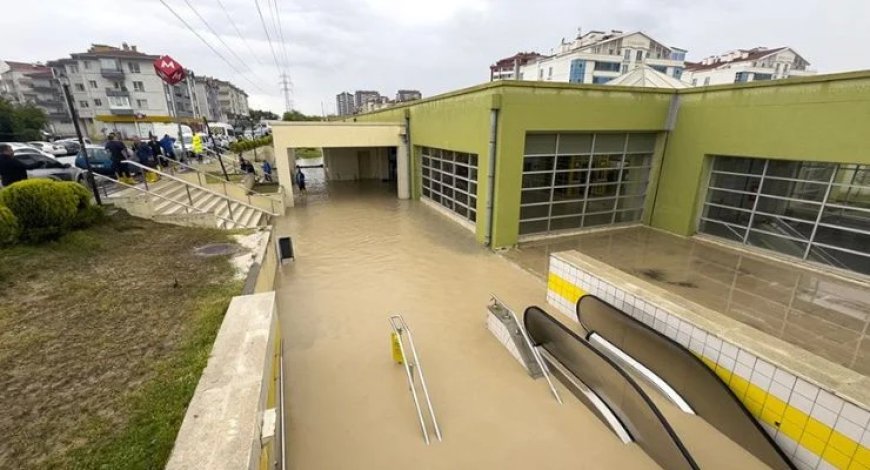 Сильный дождь остановил жизнь в Анкаре