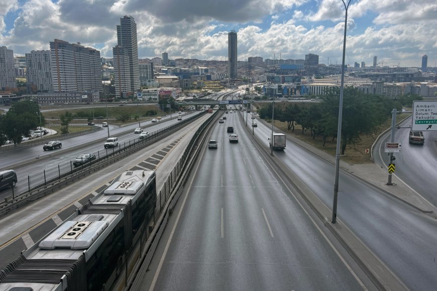 В Стамбуле дороги остались пустыми