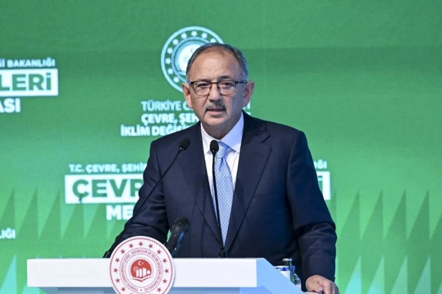 Мехмет Озхасеки подал в отставку с поста министра